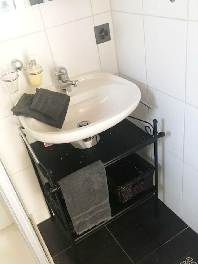 Gartenzimmer Rubigen エクステリア 写真
