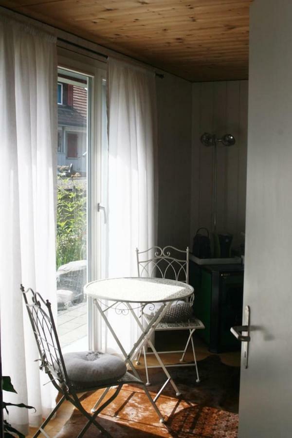 Gartenzimmer Rubigen エクステリア 写真