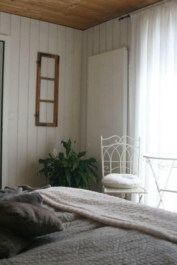 Gartenzimmer Rubigen エクステリア 写真